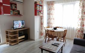 White Home-Apartament